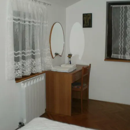 Senka - Oliver Martinscica (Cres)