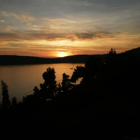 Senka - Oliver Martinscica (Cres)